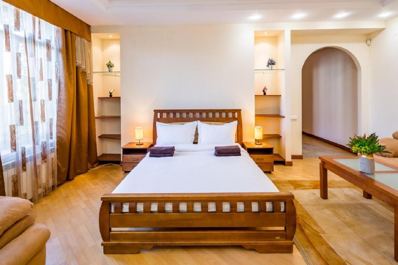 Alfa Ivana Franka Apartment Lviv