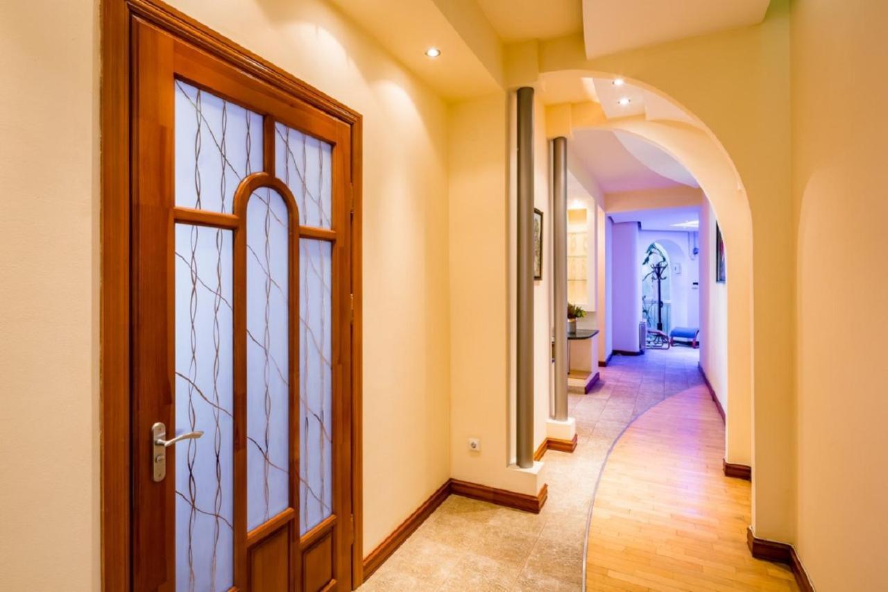 Alfa Ivana Franka Apartment